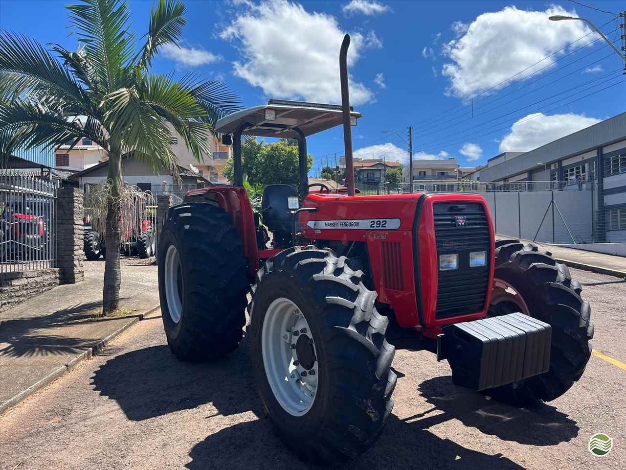 TRATOR MASSEY FERGUSON MF 292 Tração 4x4 Comatral Caminhões e Máquinas Agrícolas PANAMBI RIO GRANDE DO SUL RS